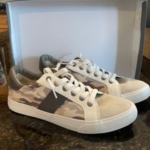 Vintage Havana sneakers